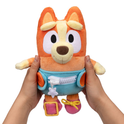 Bingo Dress & Play Bamse 26 cm – offisiell kle-på-bamse med Bingo-karakter
