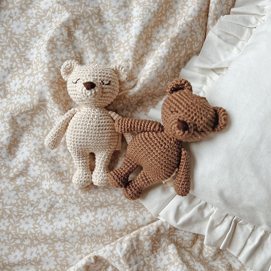 Heklet mini Bo the Bear Detail | Patti Oslo - Bamsedyra AS