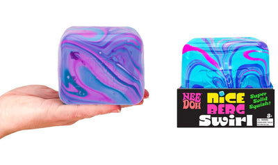 NeeDoh Niceberg Swirl Stresskube – stor seig stresskube med swirl-mønster, ca. 9 cm