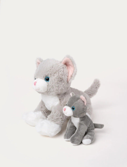 Teddykompaniet Katt Tuva Kosedyr med Kattunge – grå kattemamma med sin lille kattunge i hvit og grå plysj