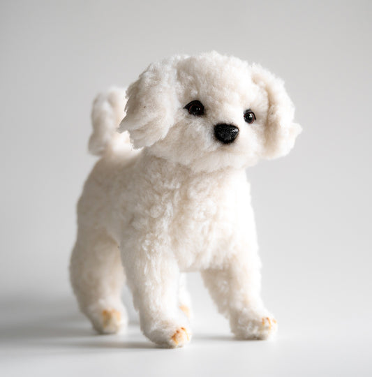 Hansa Creation Bichon Frise Hundebamse – naturtro hvit krøllet Bichon Frise plysj, 21 cm