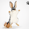 Hansa Creation Bilby Hånddukke – grå australsk bilby med store ører og lang snute, 35 cm