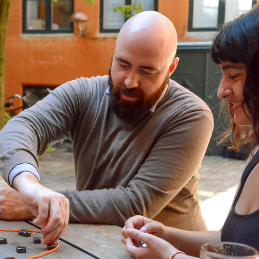 Kluster Magnetisk Brettspill – spennende magnetisk brettspill for hele familien