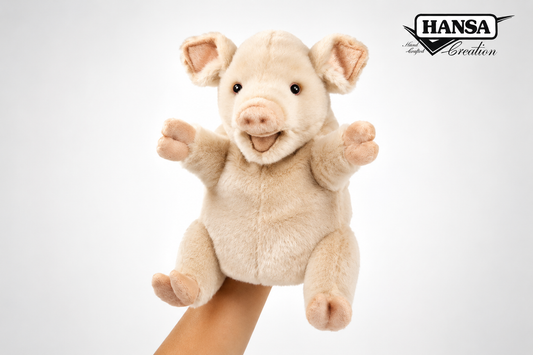 Hansa Creation Gris Hånddukke – rosa gris med snusenese og avrundet kropp, 25 cm